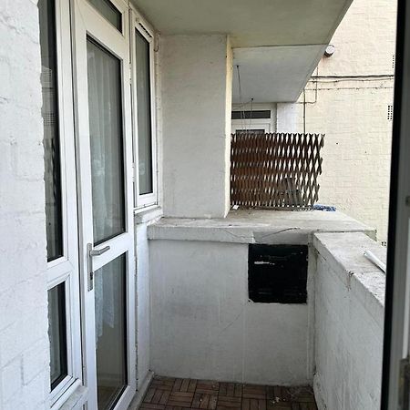 Spacious 2 Bed Flat Barking  Ngoại thất bức ảnh