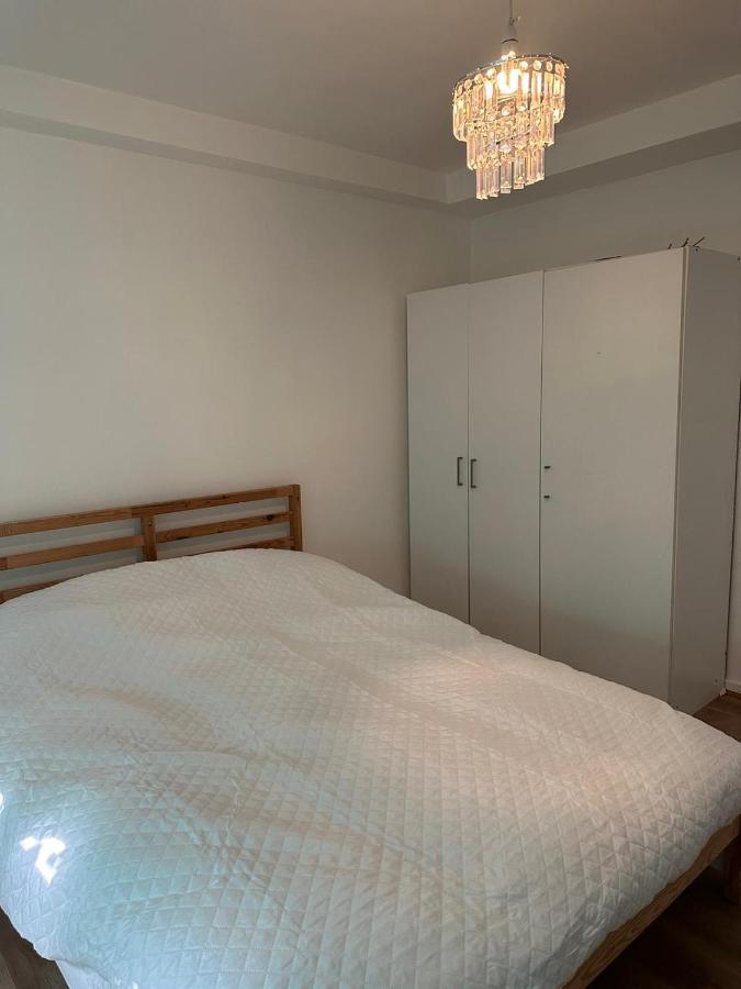 Spacious 2 Bed Flat Barking  Ngoại thất bức ảnh